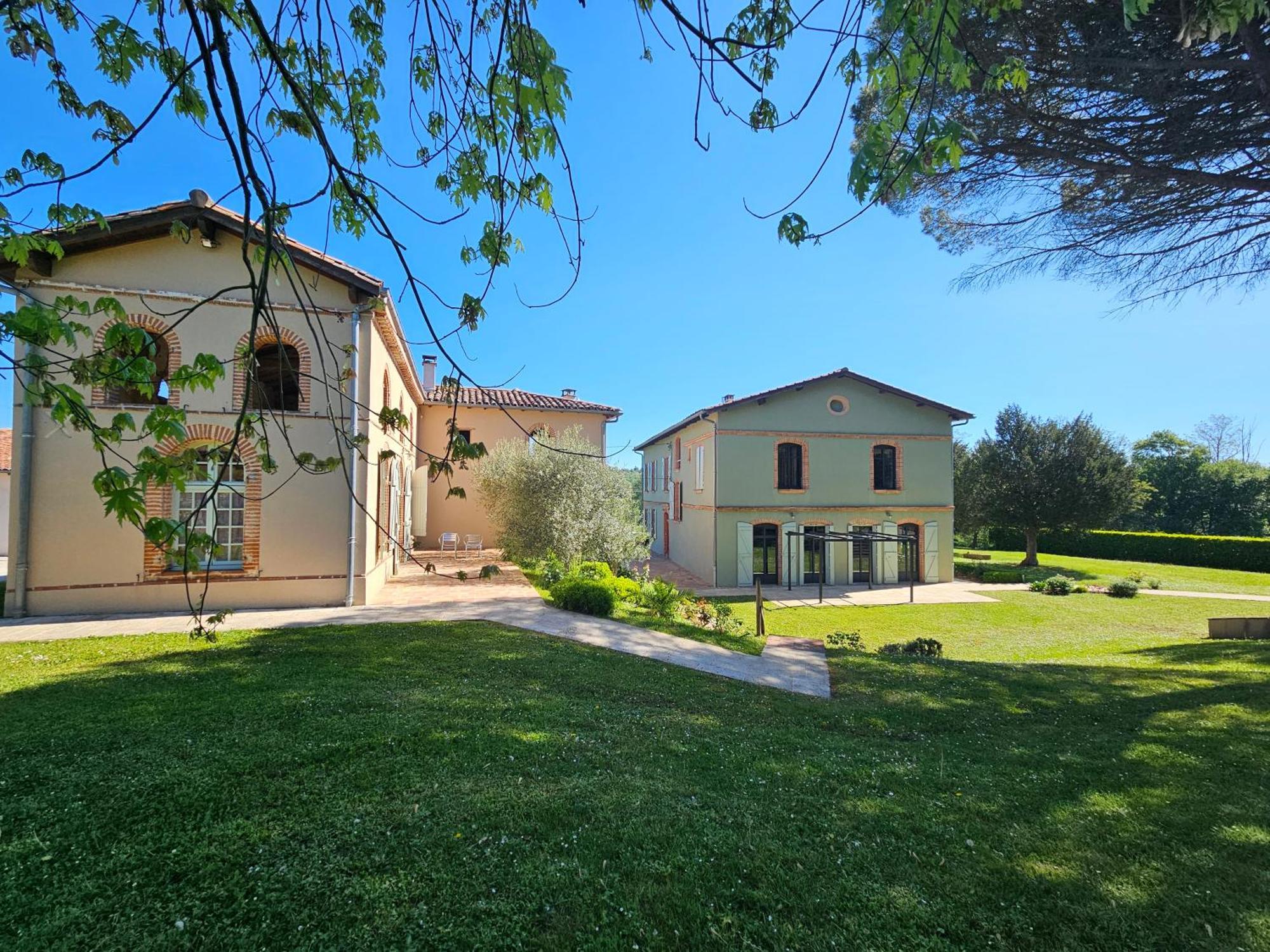 Domaine De Belcayre Bed & Breakfast Montauban Bagian luar foto