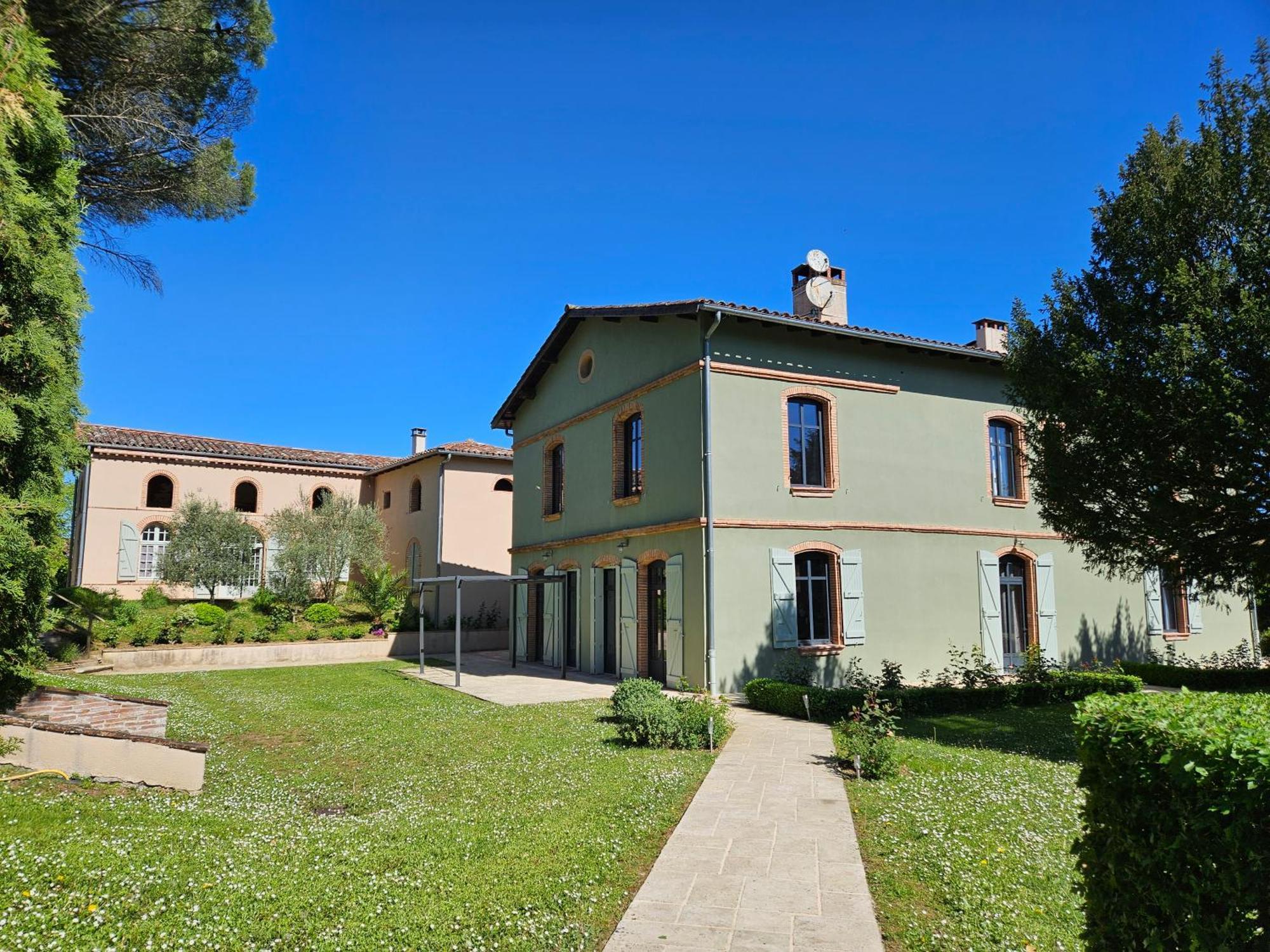 Domaine De Belcayre Bed & Breakfast Montauban Bagian luar foto