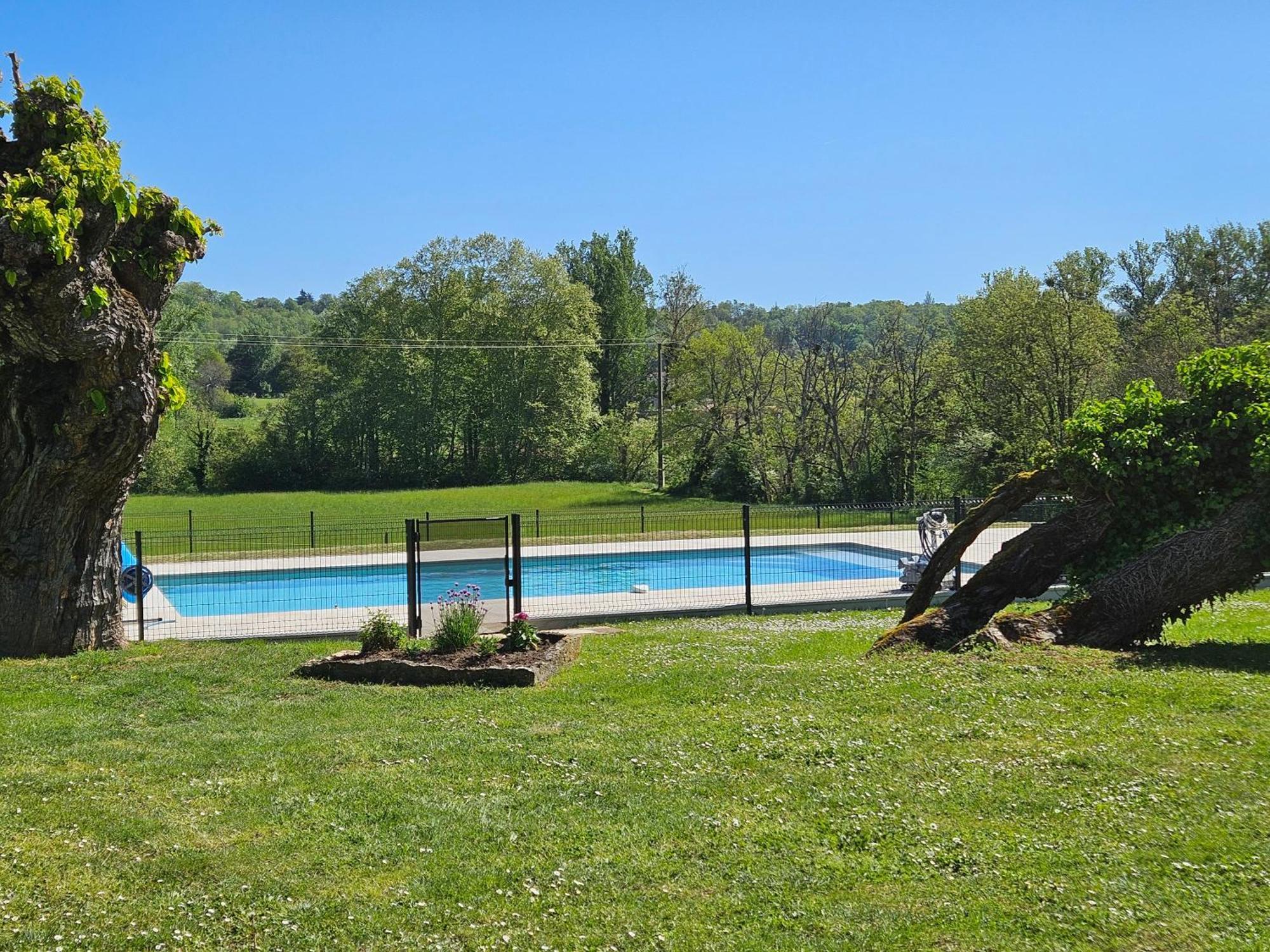 Domaine De Belcayre Bed & Breakfast Montauban Bagian luar foto